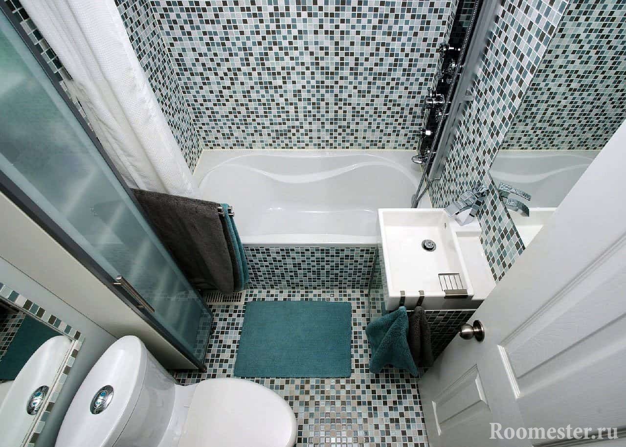 Ванная комната в панельном доме отделанная мозаикой