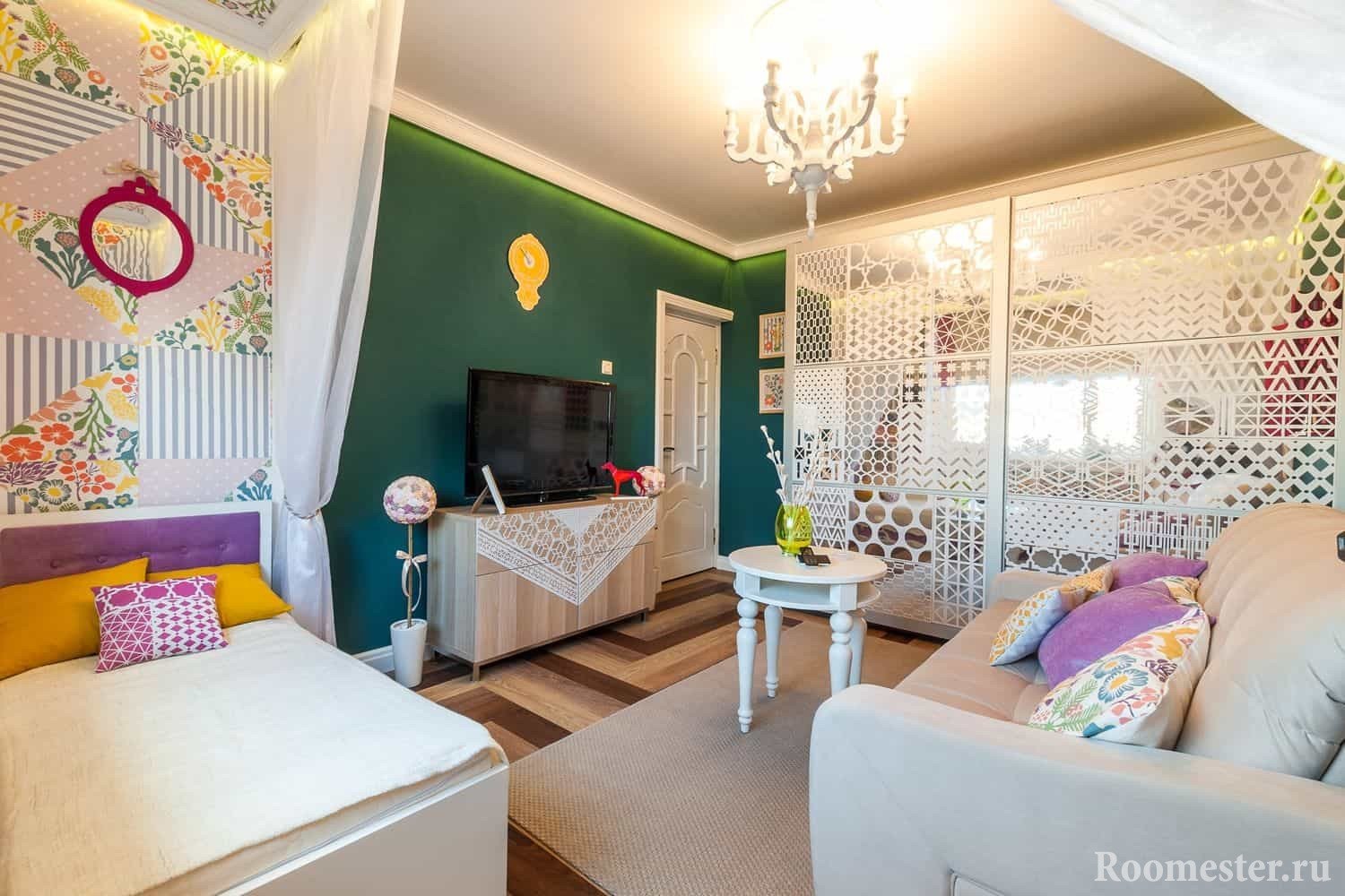 Зонирования гостиной и детской комнаты с помощью цвета и штор