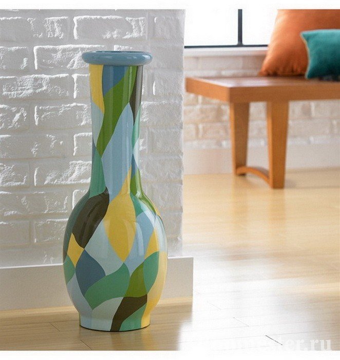 Стеклянная ваза разноцветная