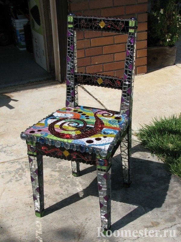 Оклеивание стула мозаикой