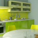 Серо-лимонный интерьер кухни