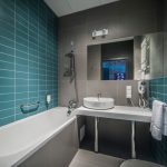 Бирюзово-серый интерьер ванной