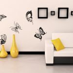 Бабочки на стене