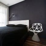 spalnya v seryh tonah 56 150x150 - Дизайн спальни в серых тонах ( 50 фото )