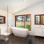 dizajn vanny panelyami 34 150x150 - Дизайн ванной комнаты с пластиковыми панелями