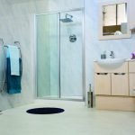 dizajn vanny panelyami 38 150x150 - Дизайн ванной комнаты с пластиковыми панелями