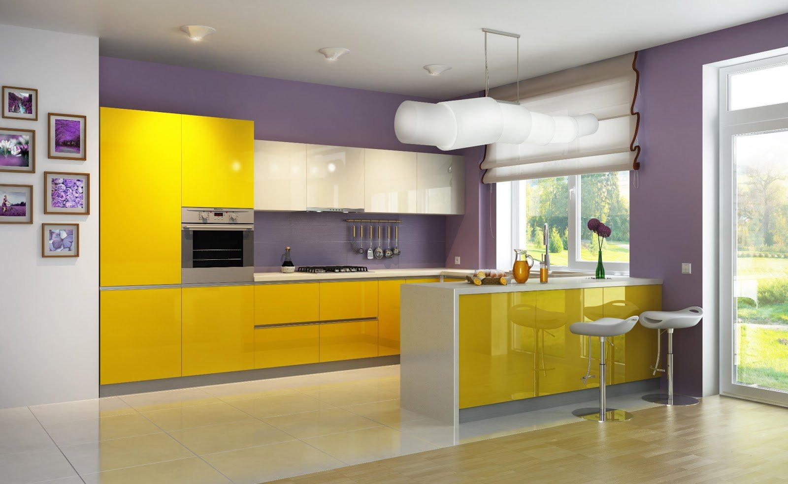 Сочетание желтого и фиолетового цветов на кухне