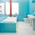 Сочетание теплых и холодных цветов в дизайне ванной комнаты