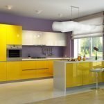 Желто-фиолетовая кухня