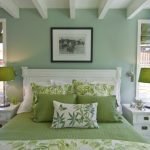 Элементы декора для зеленой спальни