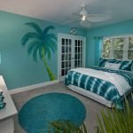 Зеленая спальня в морском стиле 