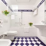 dizajn beloj vannoj komnaty 4 150x150 - Белая ванная комната: дизайн интерьера