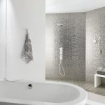 Серый цвет в дизайне современной ванной комнаты