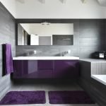 Фиолетово-серая ванная