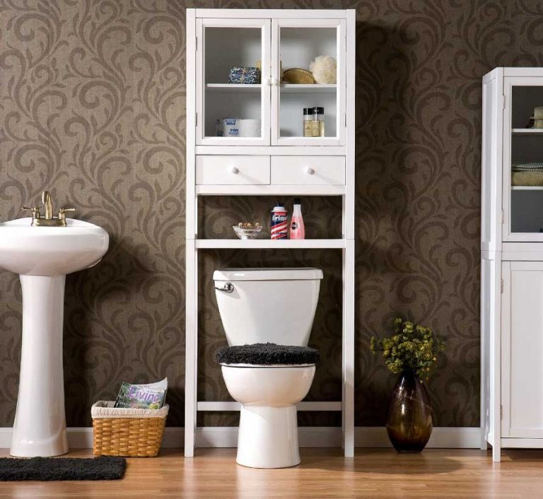Полки и шкаф в туалете за унитазом +75 фото идей и примеров