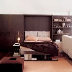 Кровать-трансформер в гостиной