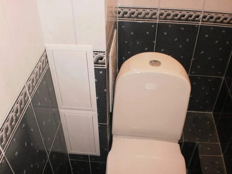kak zakryt truby v tualete 39 - Как закрыть трубы в туалете: варианты дизайна